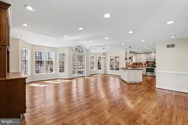 $750,000 | 23 Gray Squirrel Court, Lutherville-Timonium, MD 21093