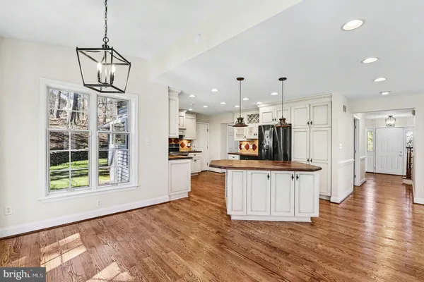 $750,000 | 23 Gray Squirrel Court, Lutherville-Timonium, MD 21093