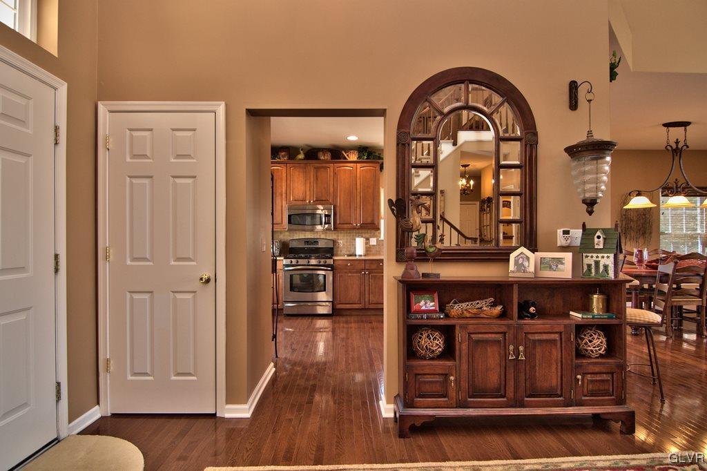 154 Skytop Road Long Pond, PA 18334 - Photo 8 of 50 Gallery Image 8