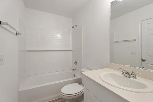 $2,450 | 1800 Village Creek Lane, Denton, TX 76208