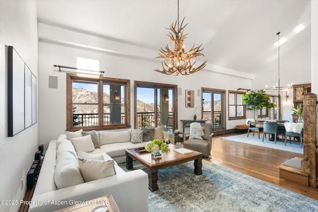 $6,950,000 | 425 Wood Road, Unit 15 & 16, Snowmass Village, CO 81615