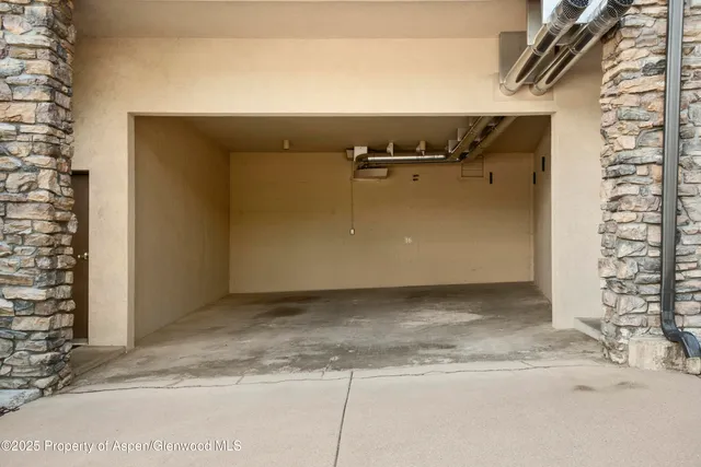 $6,950,000 | 425 Wood Road, Unit 15 & 16, Snowmass Village, CO 81615