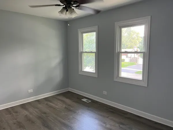 $3,800 | 926 Aspen Drive, Lombard, IL 60148