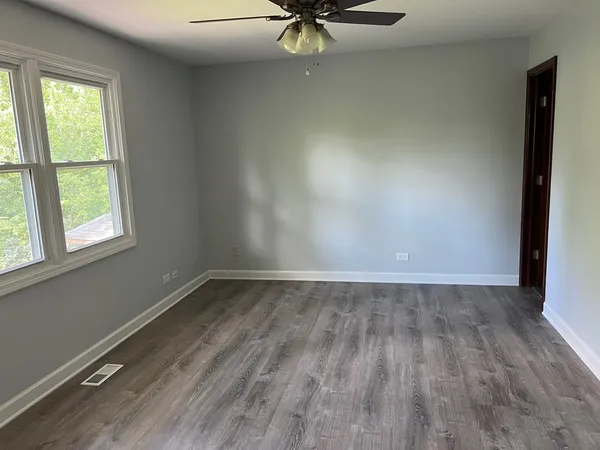 $3,800 | 926 Aspen Drive, Lombard, IL 60148