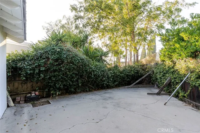 $899,998 | 6539 Ventura Canyon Avenue, Van Nuys, CA 91401