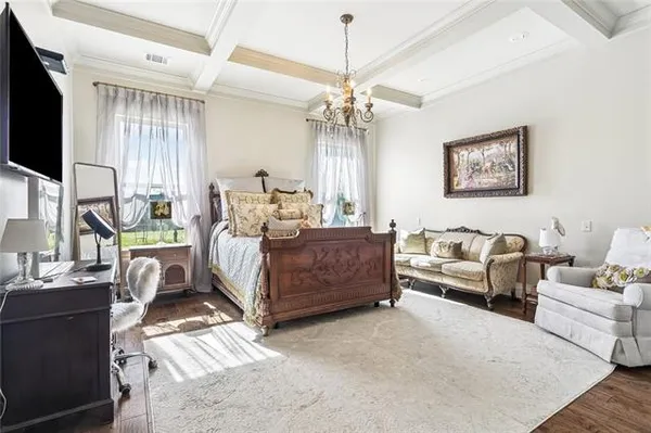 $775,000 | 809 Green Leaf Circle, Madisonville, LA 70447
