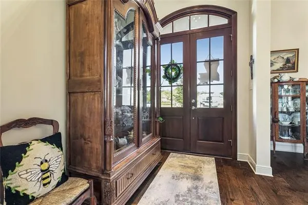$775,000 | 809 Green Leaf Circle, Madisonville, LA 70447