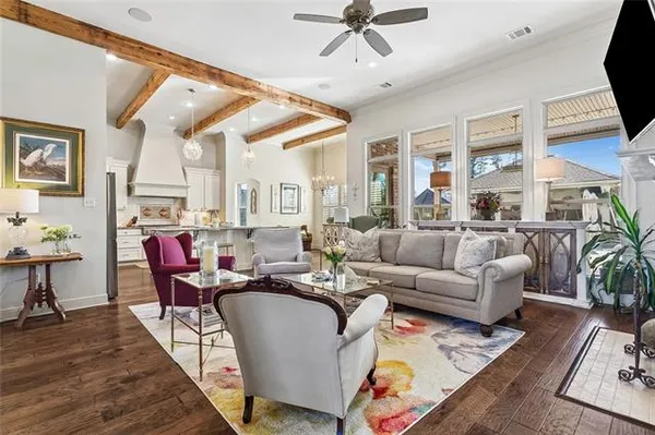 $775,000 | 809 Green Leaf Circle, Madisonville, LA 70447