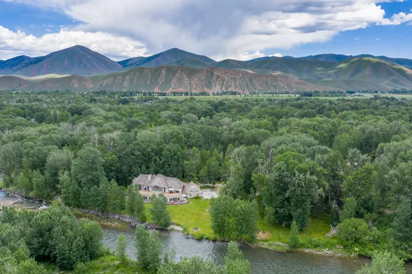 $5,995,000 | 114 Deer Creek Lane, Blaine County, ID 83333