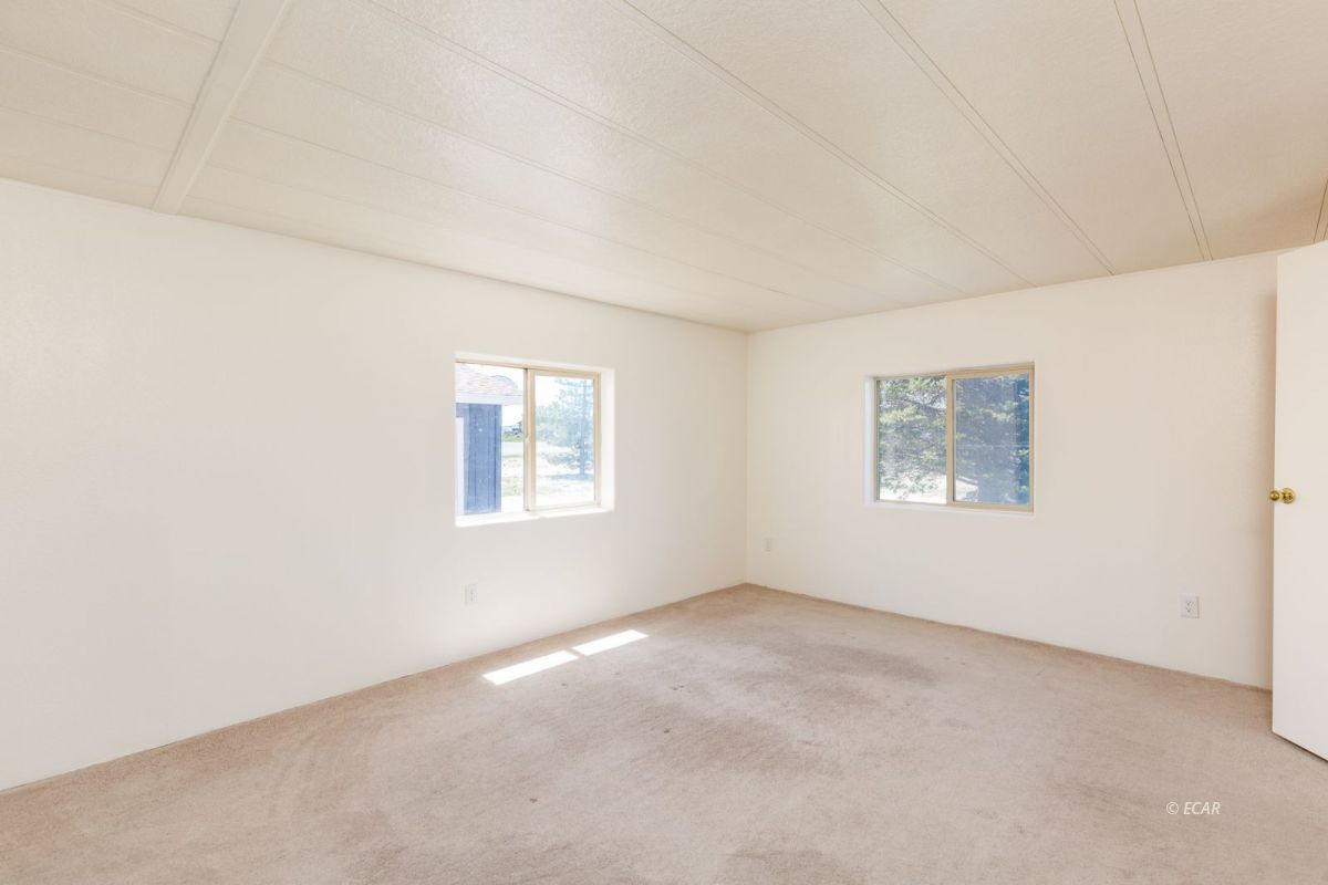 843 Spring Valley Parkway Spring Creek, NV 89815 - Photo 16 of 35 Gallery Image 16