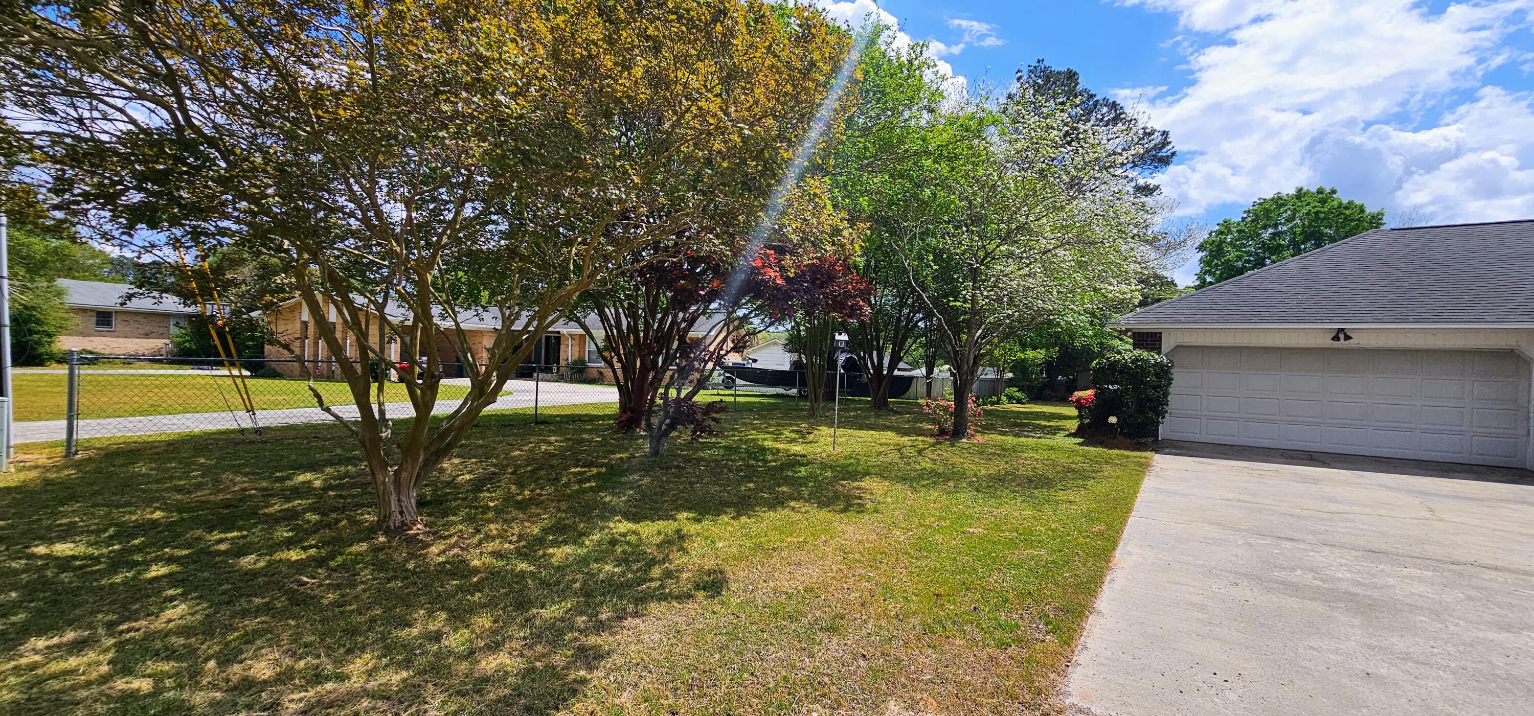 416 Briarcliff Street Manning, SC 29102 - Photo 4 of 50