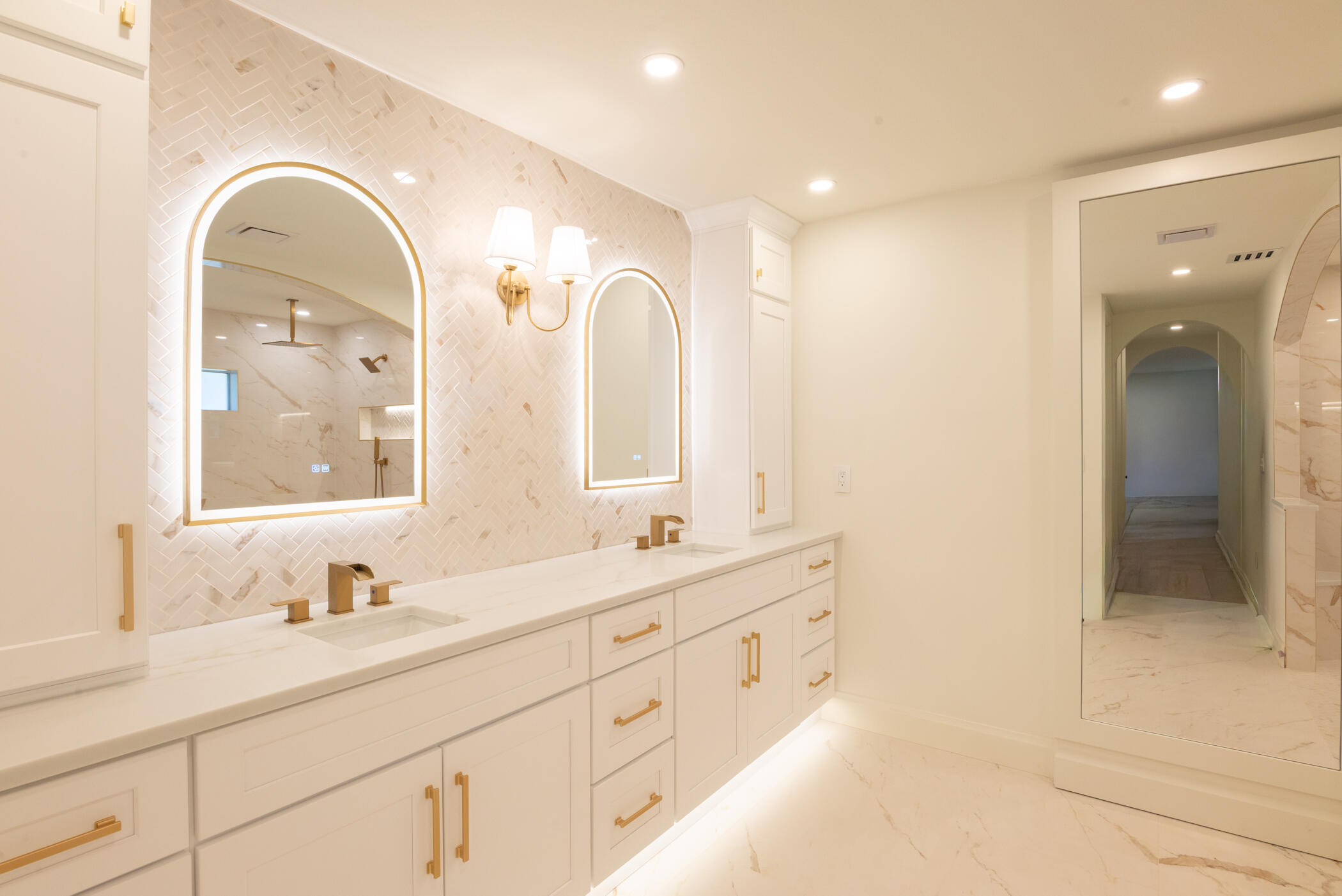 3984 Southeast Fairway East Stuart, FL 34997 - Photo 18 of 40 (c) Clark-3984 SE Fairway East-019