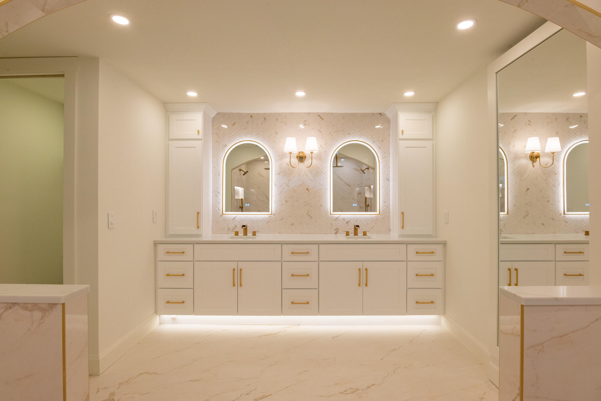 3984 Southeast Fairway East Stuart, FL 34997 - Photo 19 of 40 (c) Clark-3984 SE Fairway East-020