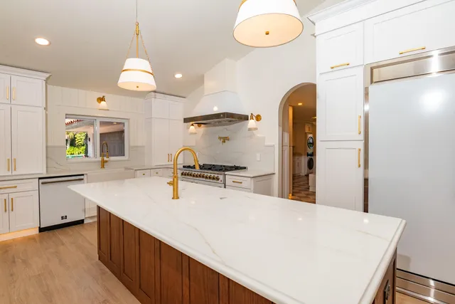 $1,599,000 | 3984 Southeast Fairway East, Stuart, FL 34997