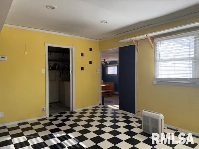 $75,000 | 157 Edwards Avenue, Galesburg, IL 61401