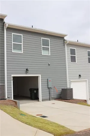 $2,150 | 479 Crown Drive, Emerson, GA 30120