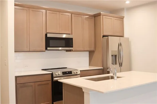 $2,150 | 479 Crown Drive, Emerson, GA 30120