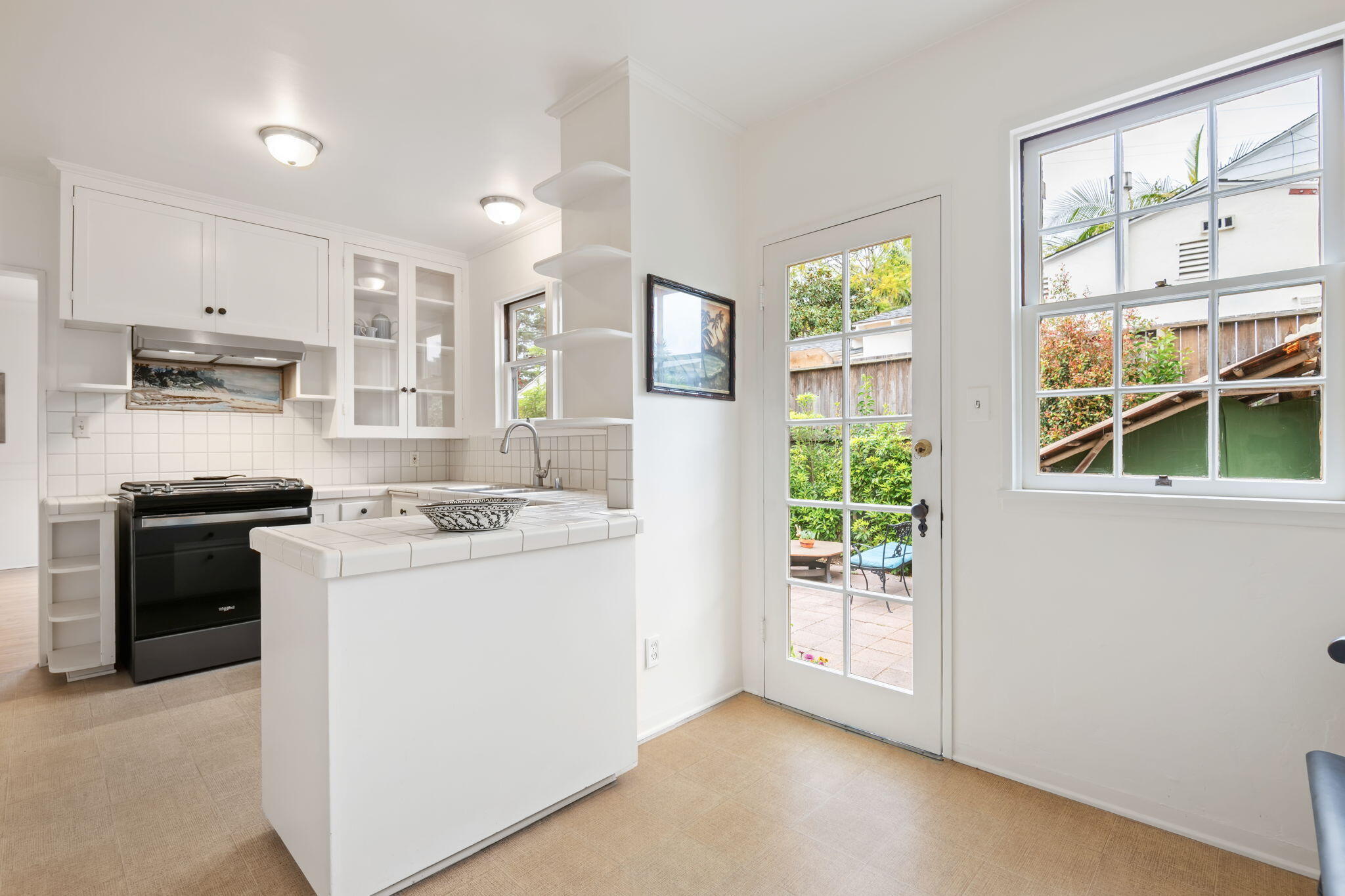 179 Hermosillo Road Santa Barbara, CA 93108 - Photo 20 of 64 16-Breakfast Area