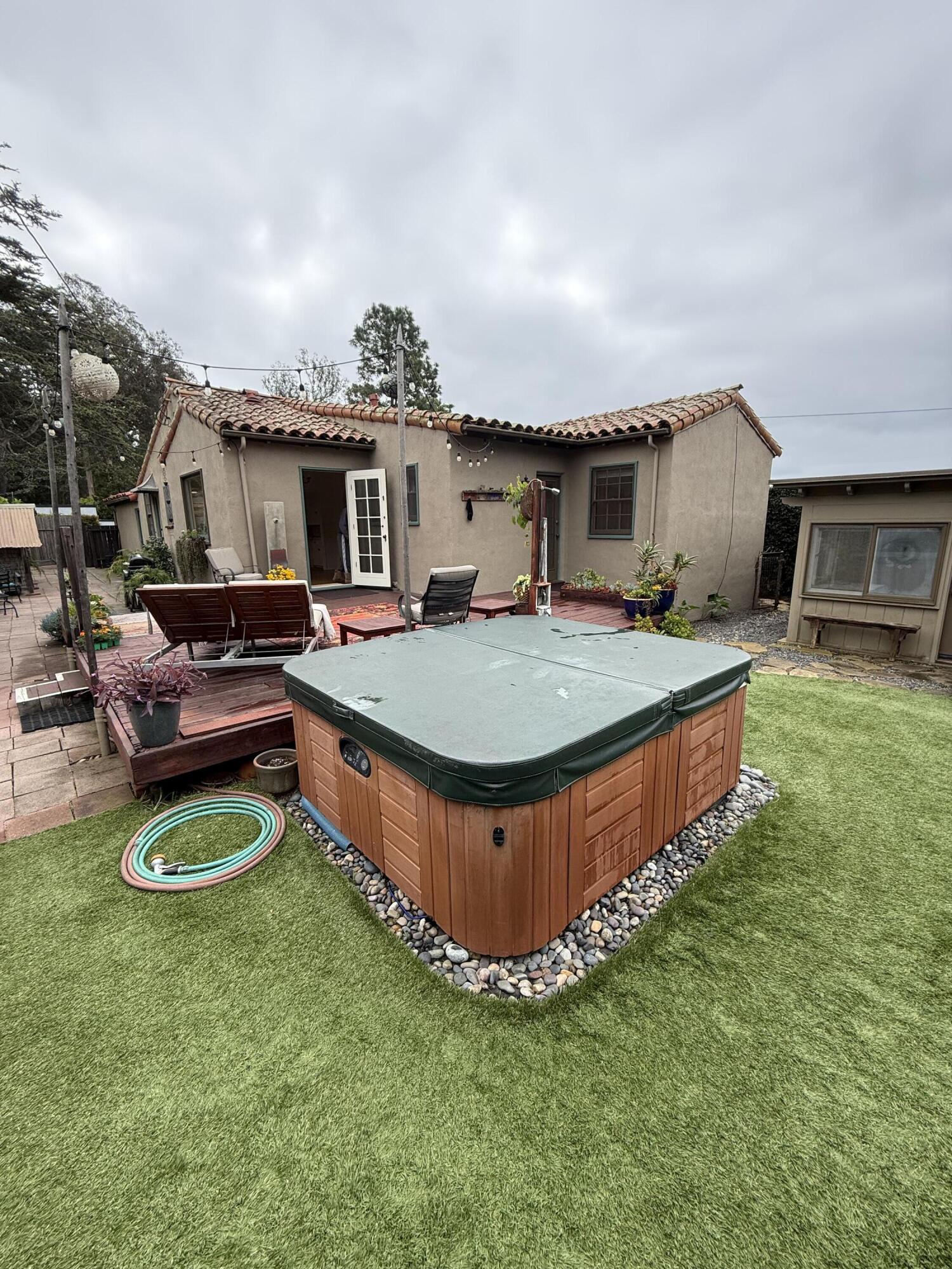 179 Hermosillo Road Santa Barbara, CA 93108 - Photo 24 of 64 Jacuzzi backyard
