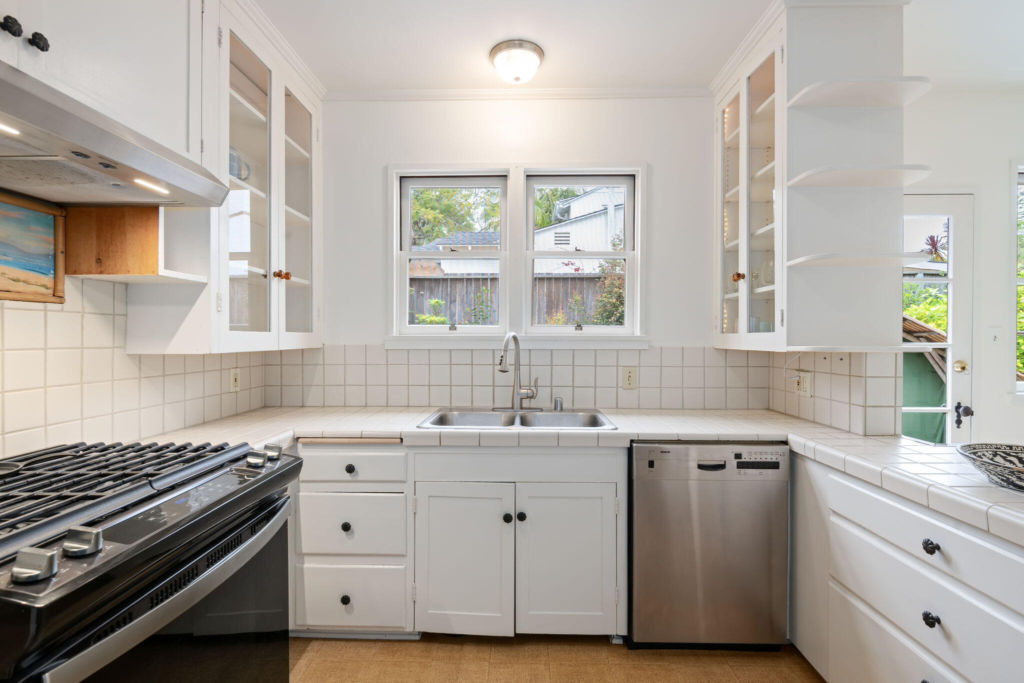 179 Hermosillo Road Santa Barbara, CA 93108 - Photo 41 of 70 13-Kitchen