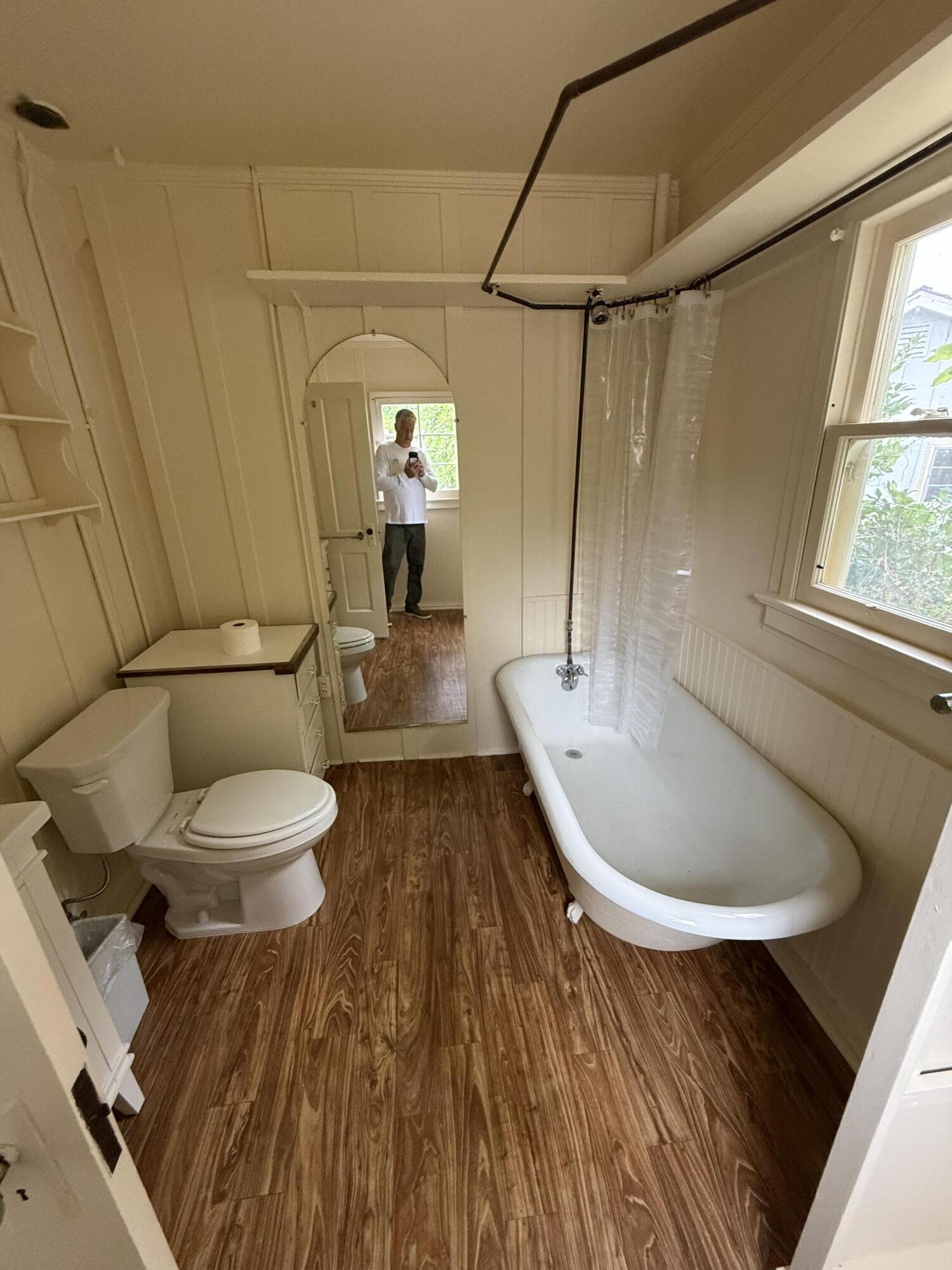 179 Hermosillo Road Santa Barbara, CA 93108 - Photo 52 of 64 Casita bathroom