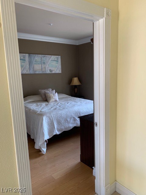 270 East Flamingo Road, Unit 433 Las Vegas, NV 89169 - Photo 17 of 39 Master bedroom