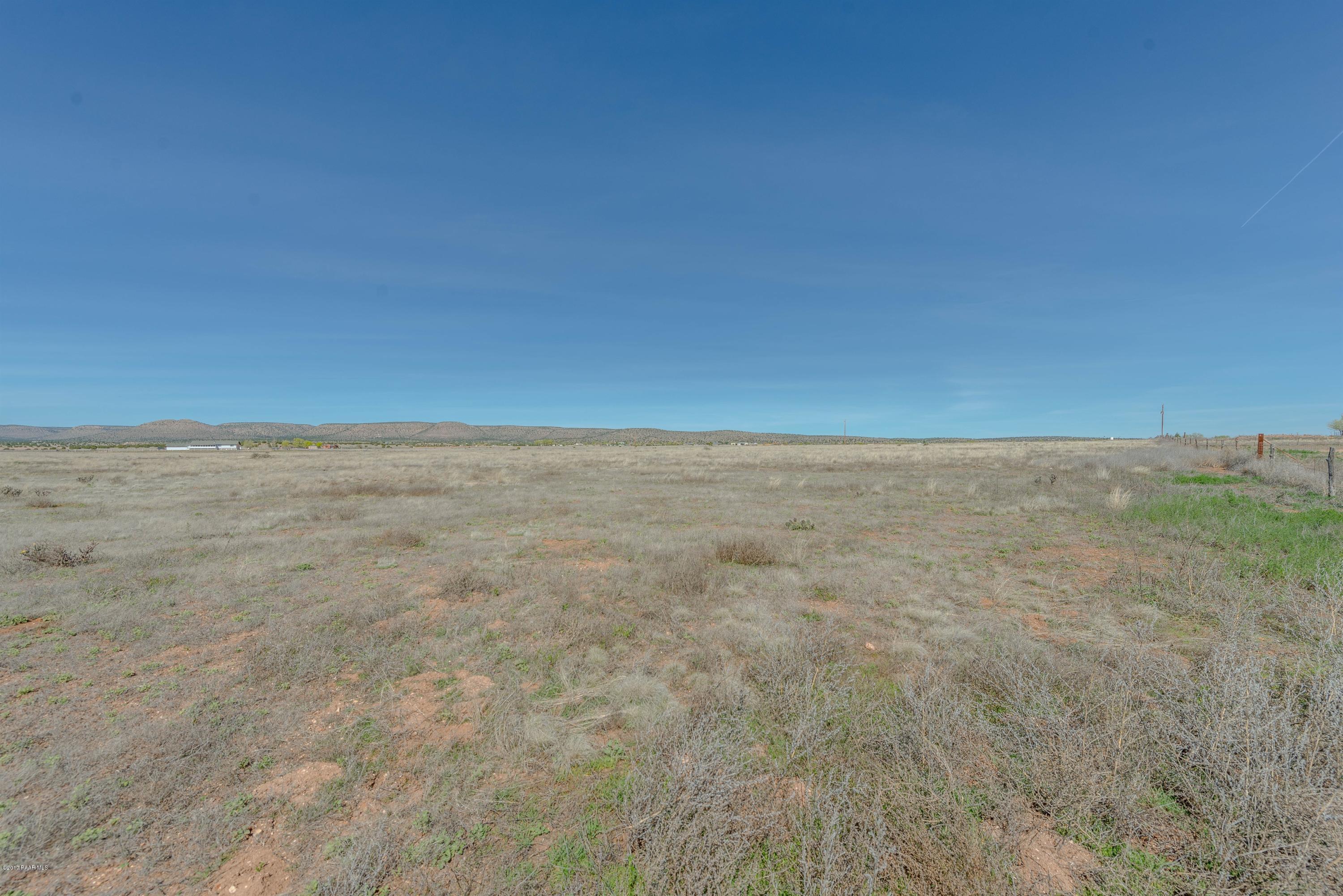 0 Off Mitchell Paulden, AZ 86334 - Photo 6 of 16 006_South Looking North