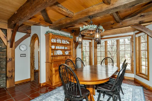 $1,875,000 | 13345 25th Avenue Northwest, Oronoco, MN 55960