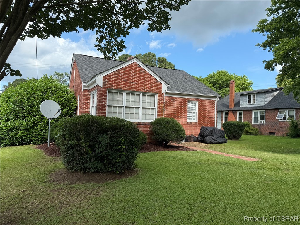 2266 Hayes Road Hayes, VA 23072 - Photo 2 of 23