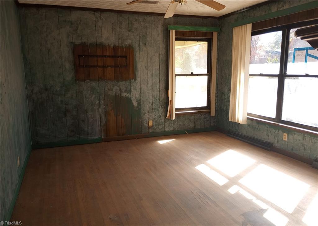 708 Rockspring Road High Point, NC 27262 - Photo 13 of 16