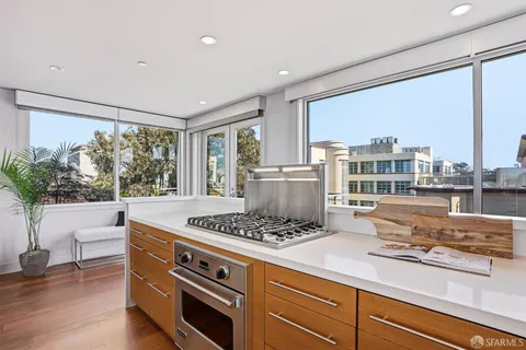 $2,195,000 | 3280 22nd Street, Unit D, San Francisco, CA 94110