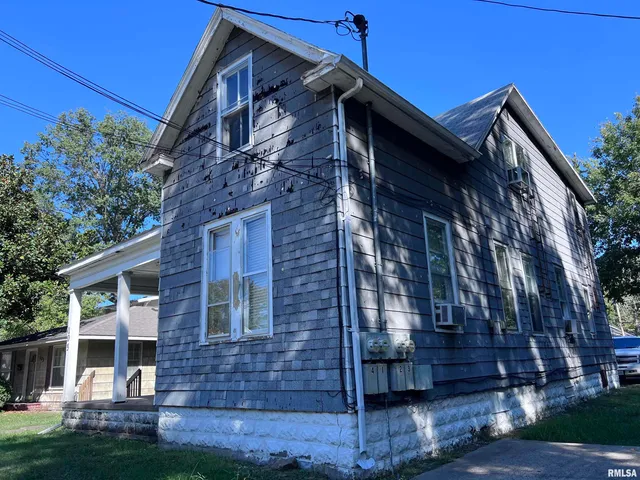 $54,900 | 105 South Forest Avenue, Unit 4, Carbondale, IL 62901