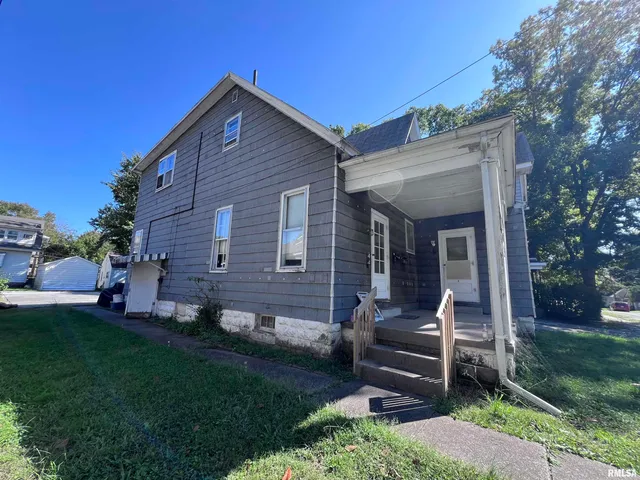 $54,900 | 105 South Forest Avenue, Unit 4, Carbondale, IL 62901