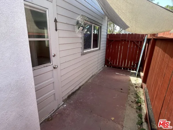 $1,565 | 351 Temple Avenue, Unit E, Long Beach, CA 90814