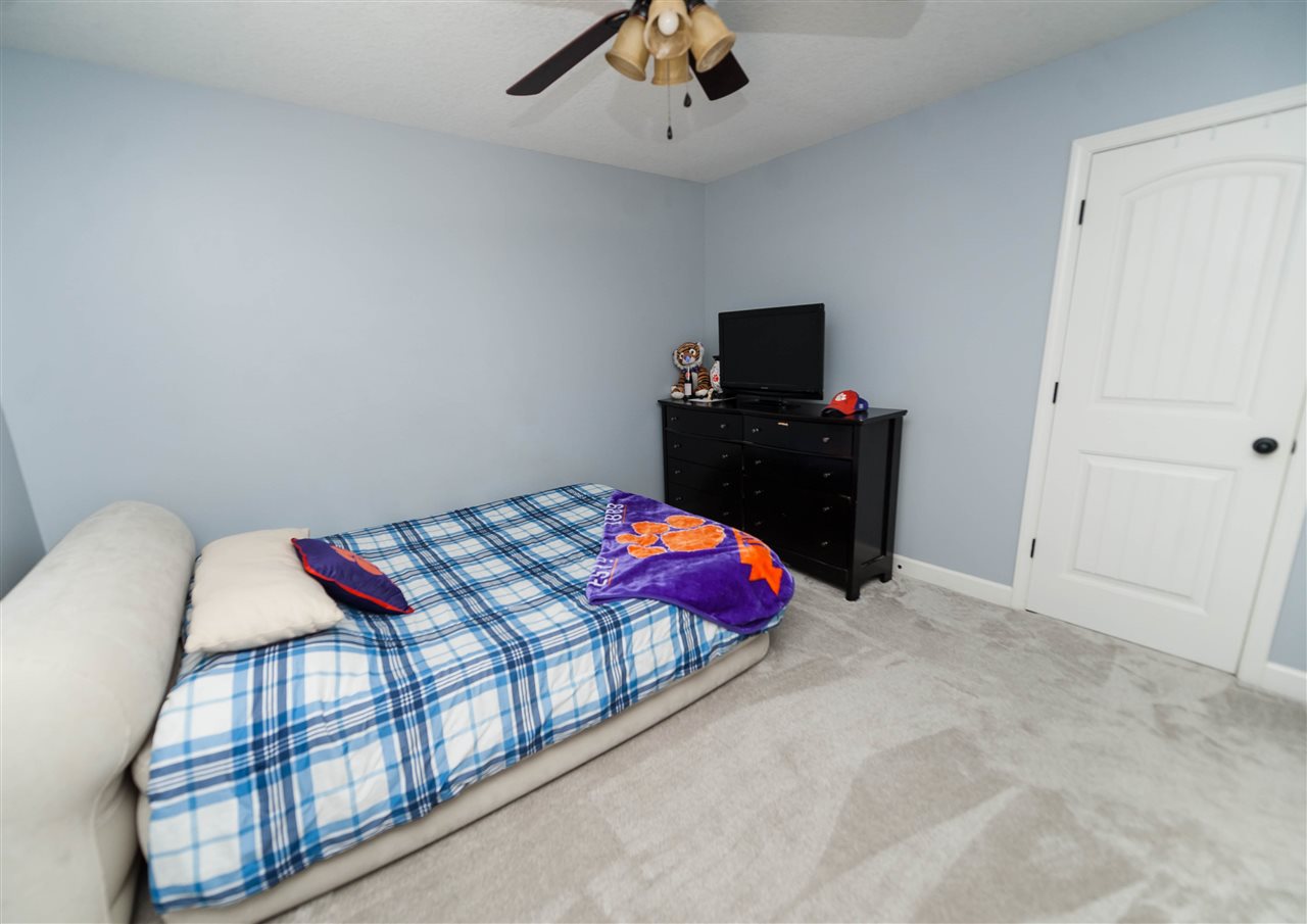 345 State Rd S-42-1013 Boiling Springs, SC 29316 - Photo 27 of 36 Bedroom
