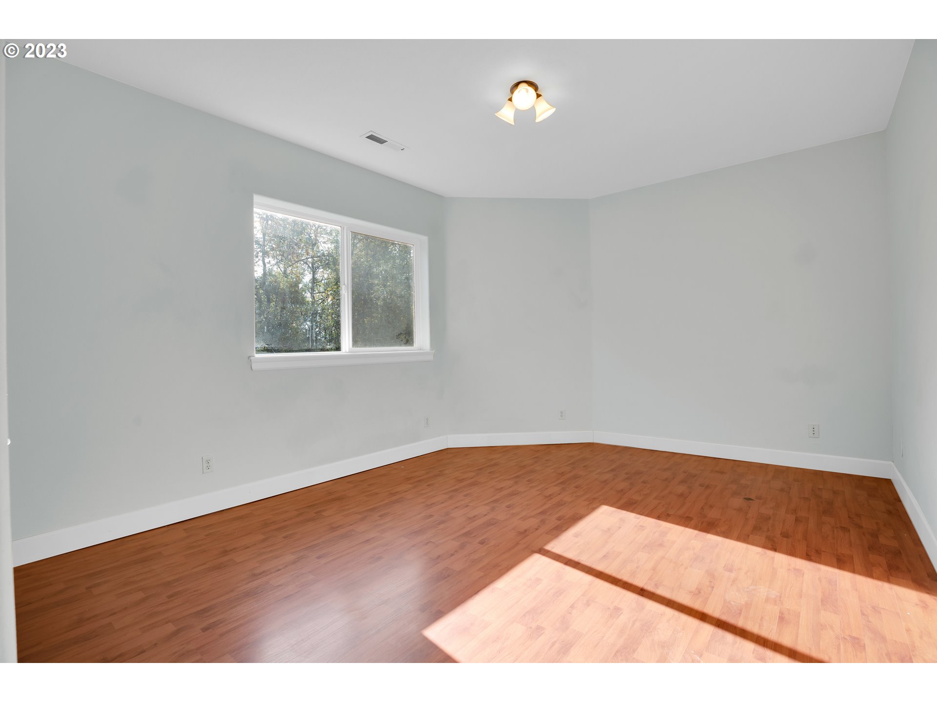 17621 South Palmer Road Oregon City, OR 97045 - Photo 21 of 48 Gallery Image 21