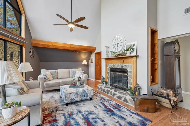 $600,000 | 7434 Pine Lake Circle, Milton, FL 32570