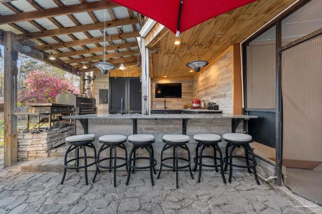 $600,000 | 7434 Pine Lake Circle, Milton, FL 32570