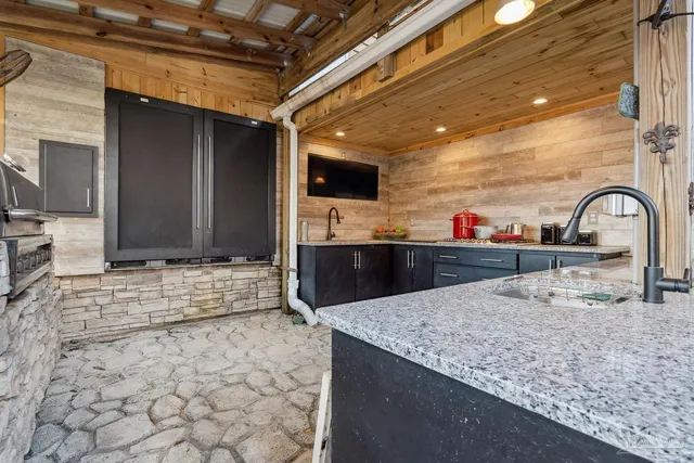 $600,000 | 7434 Pine Lake Circle, Milton, FL 32570