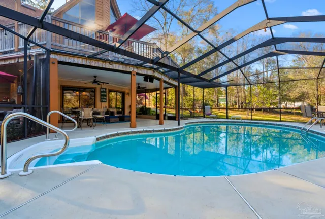 $600,000 | 7434 Pine Lake Circle, Milton, FL 32570