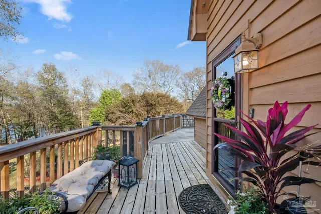 $600,000 | 7434 Pine Lake Circle, Milton, FL 32570