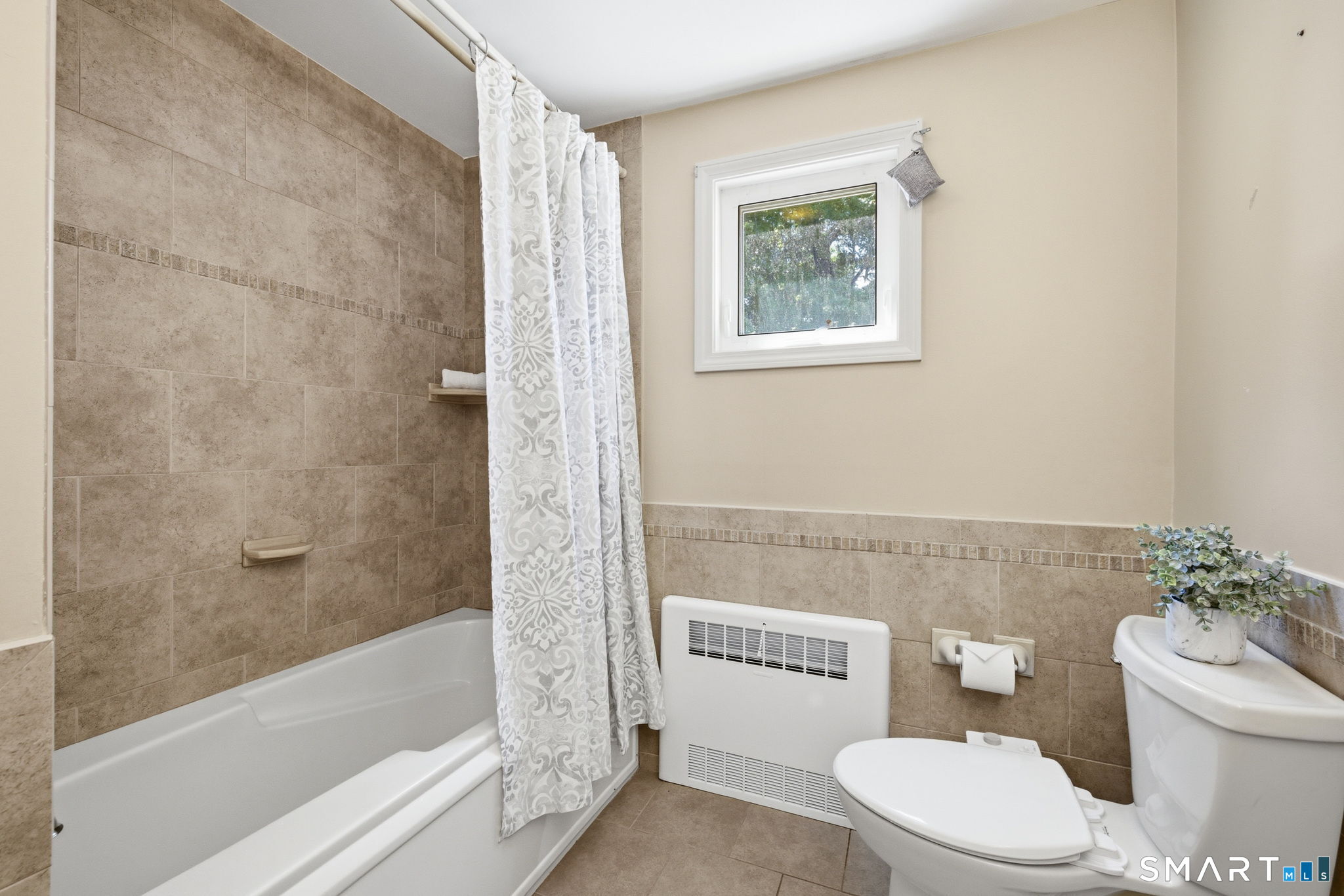 130 Broad Street Manchester, CT 06042 - Photo 17 of 38
