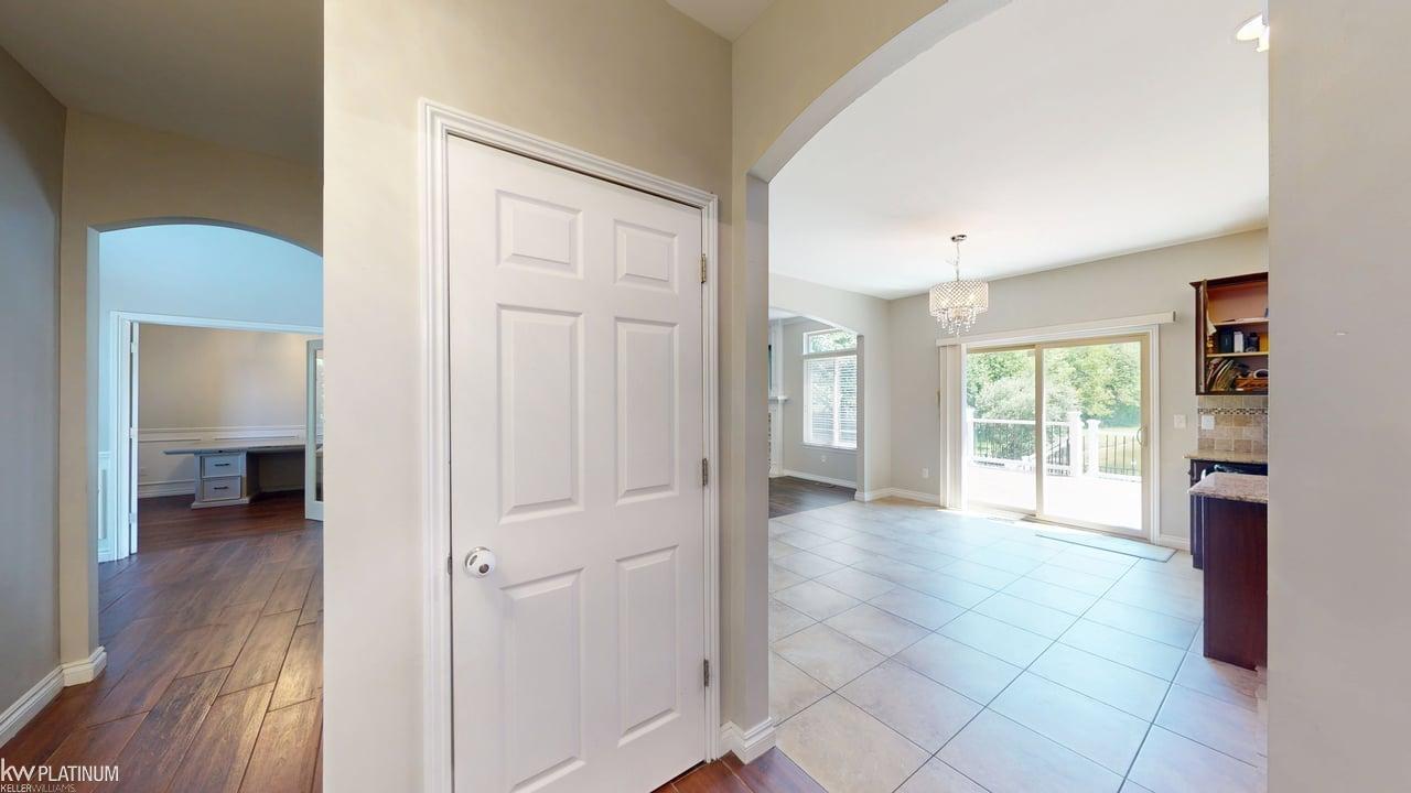 4308 Hawks Nest Road Utica, MI 48317 - Photo 42 of 54