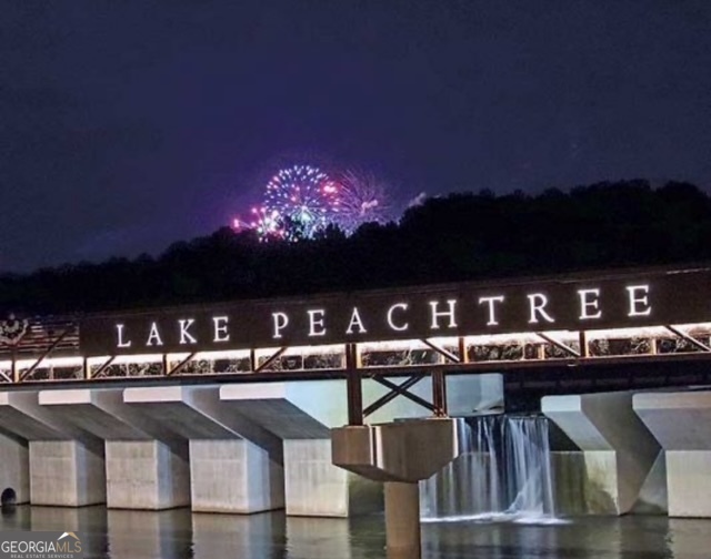 33 Twiggs Corners Peachtree City, GA 30269 - Photo 31 of 32 a kitchen with lots of counter top space