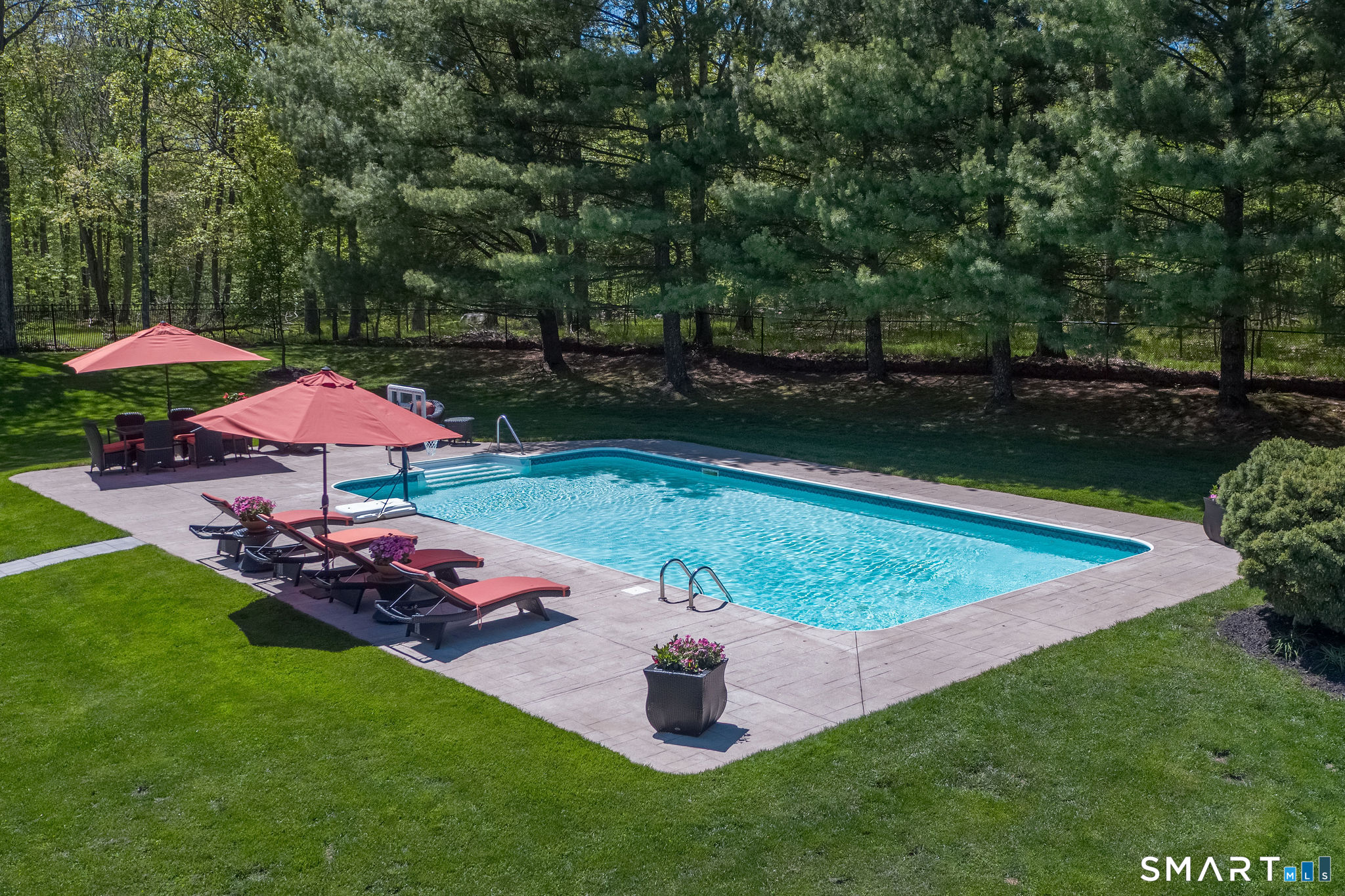 170 Devonshire Lane Madison, CT 06443 - Photo 37 of 39 a view of a backyard with sitting area