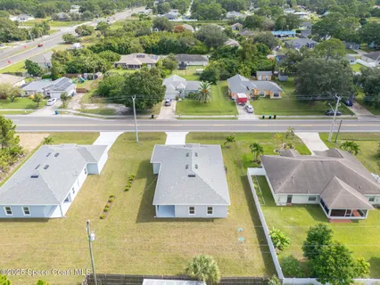 $329,000 | 542 Degroodt Road Southwest, Palm Bay, FL 32908