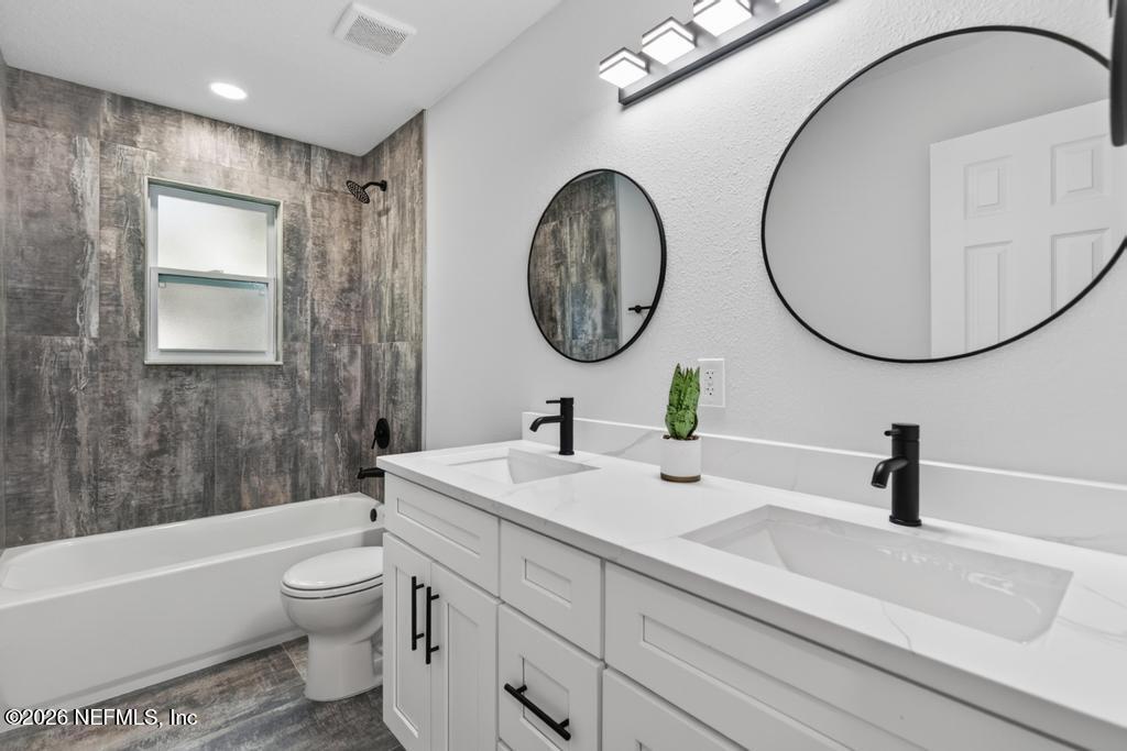 3118 Lakeside Villa Road Orange Park, FL 32073 - Photo 23 of 39 3118 Lakeside Villa-41