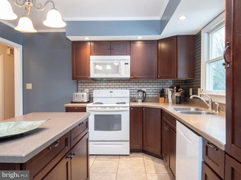 21 Cherokee Road Willow Street, PA 17584 - Photo 23 of 45 Gallery Image 23
