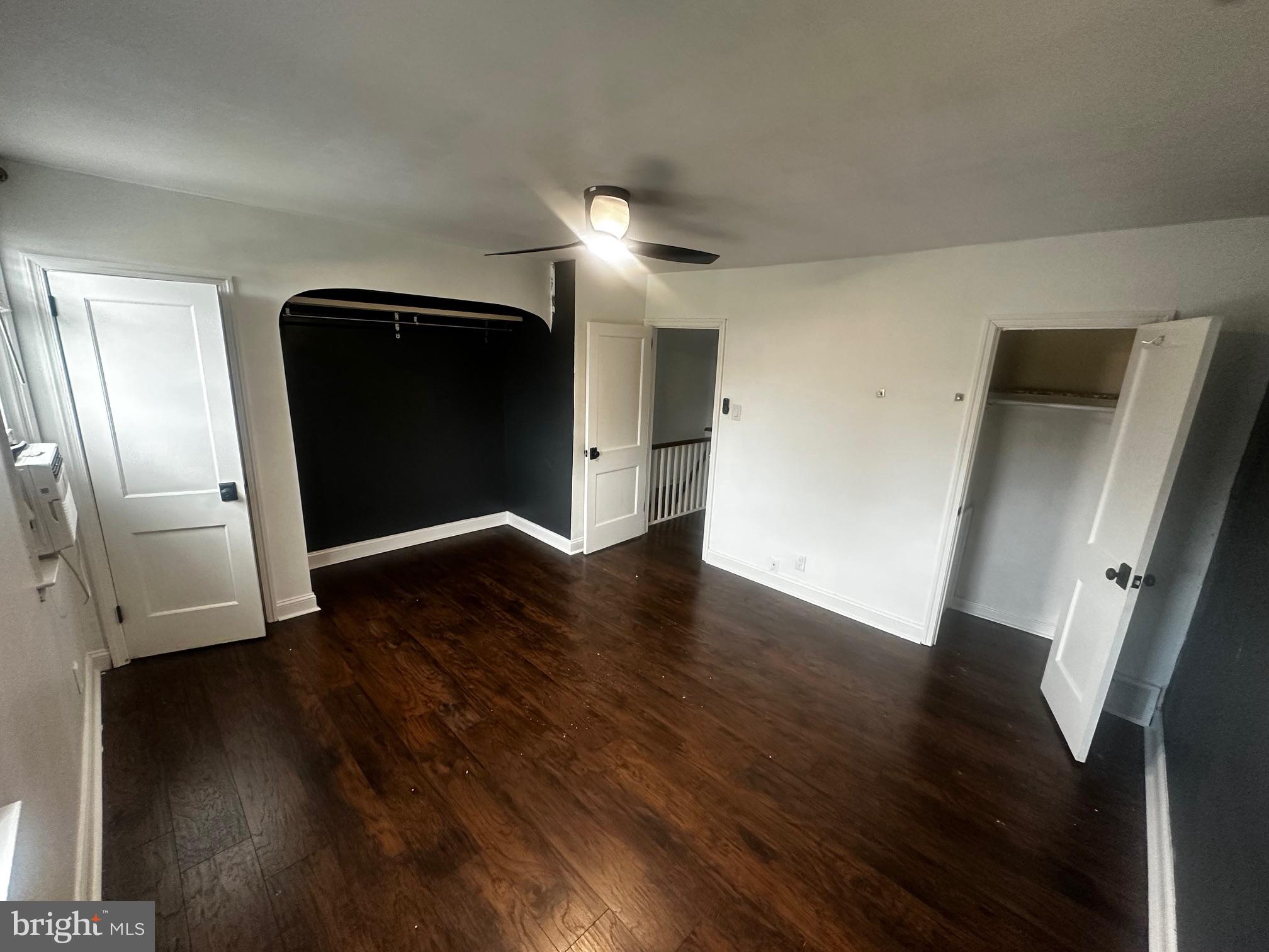 3050 Willits Road Philadelphia, PA 19136 - Photo 12 of 22 Spacious room with modern charm.