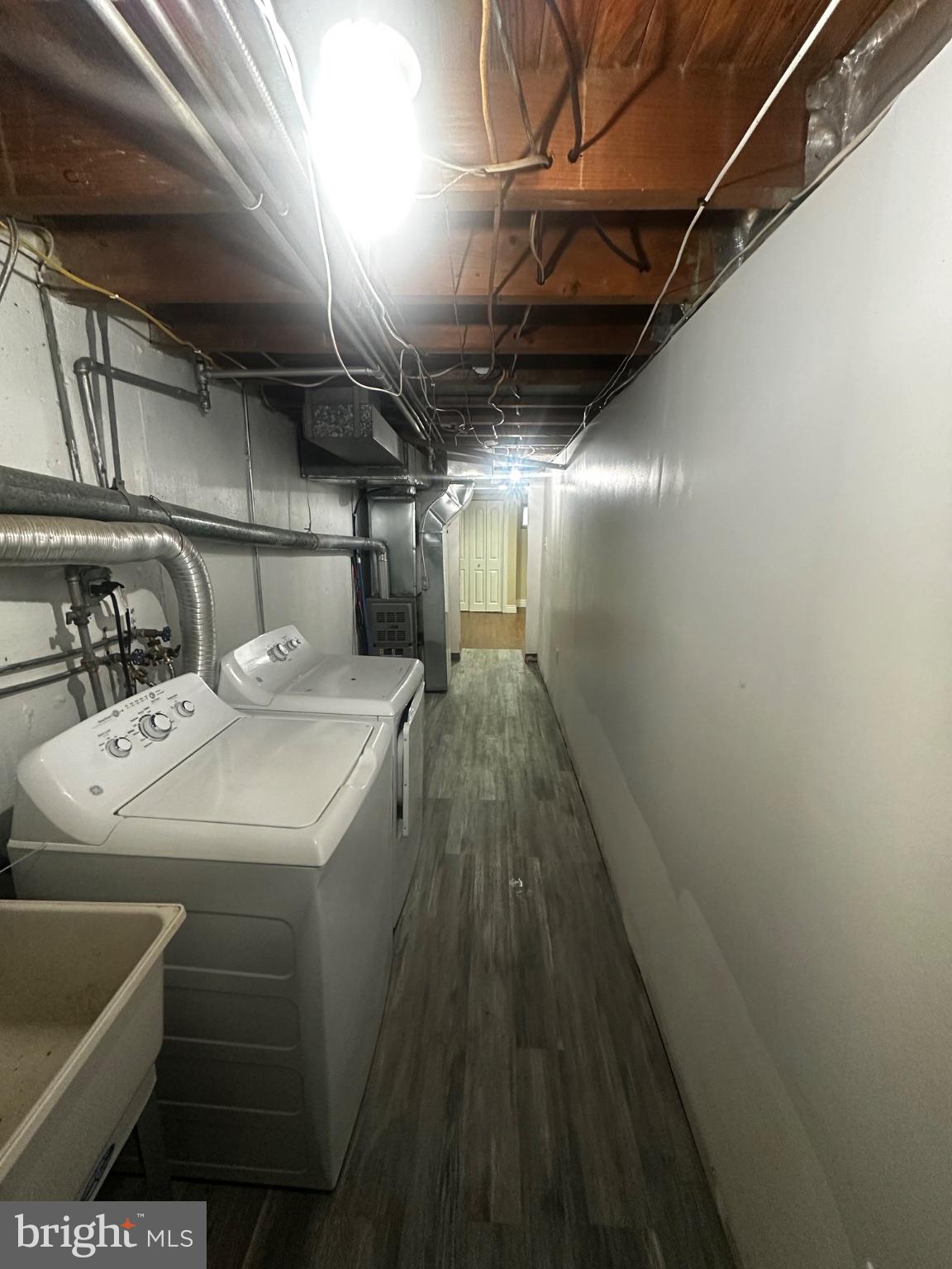 3050 Willits Road Philadelphia, PA 19136 - Photo 19 of 22 Functional laundry space with potential.